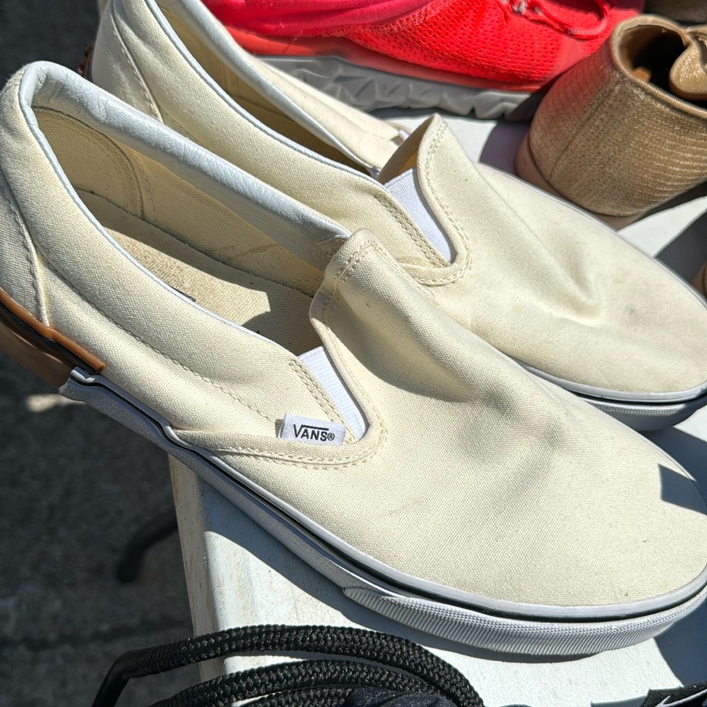 Canvas van loafers